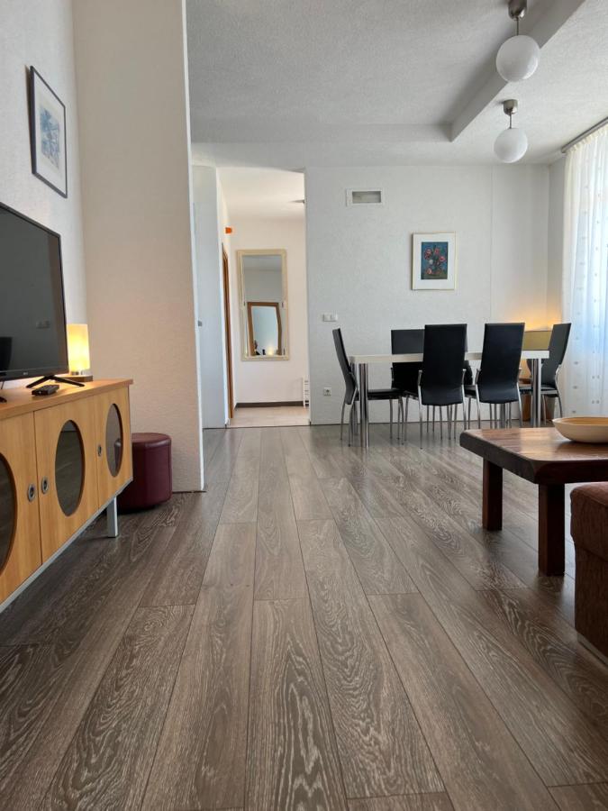 Apartments Angela Cesarica Εξωτερικό φωτογραφία