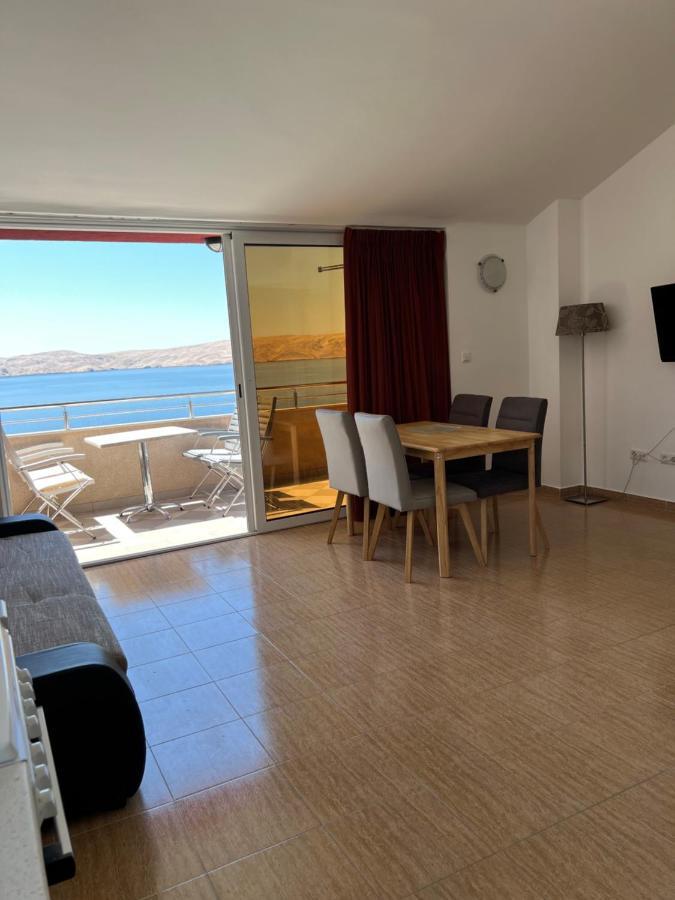 Apartments Angela Cesarica Εξωτερικό φωτογραφία